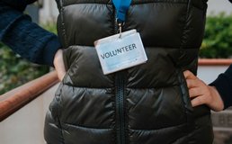 Volunteer Esra Afsar C Cc Hk P Bhbbo Unsplash