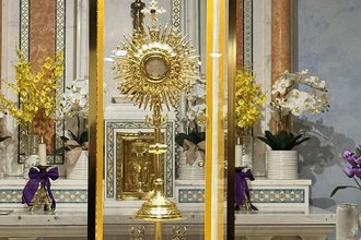 Monstrance