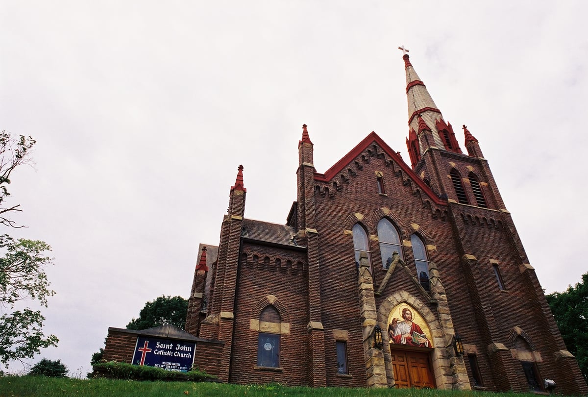 logan ohio churches