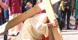 Behold   Living Stations Of The Cross